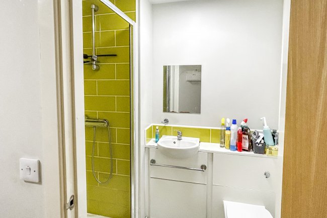 312 Maid Marion House, Maid Marion Way, Nottingham, NG1 6BJ 7