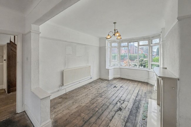 132 Kings Road, Old Trafford, Stretford, Manchester M16 9NZ 8