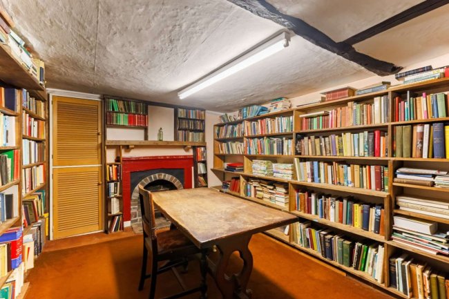 Trowels, Pound Street, Petworth, West Sussex, GU28 0DX 3