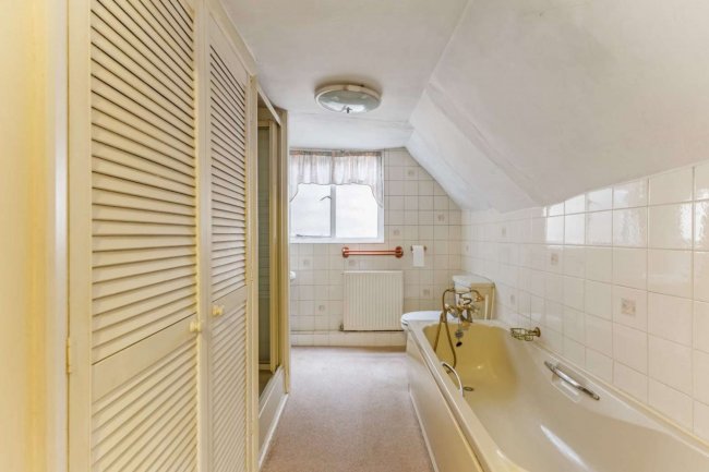 Trowels, Pound Street, Petworth, West Sussex, GU28 0DX 3