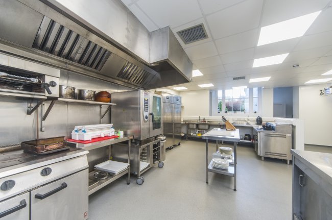 Nansloe Manor and Nansloe Lodge, Helston, Cornwall, TR13 0SB 7