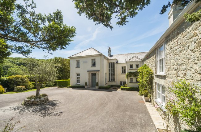 Nansloe Manor and Nansloe Lodge, Helston, Cornwall, TR13 0SB 7