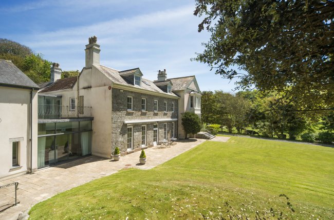 Nansloe Manor and Nansloe Lodge, Helston, Cornwall, TR13 0SB 7