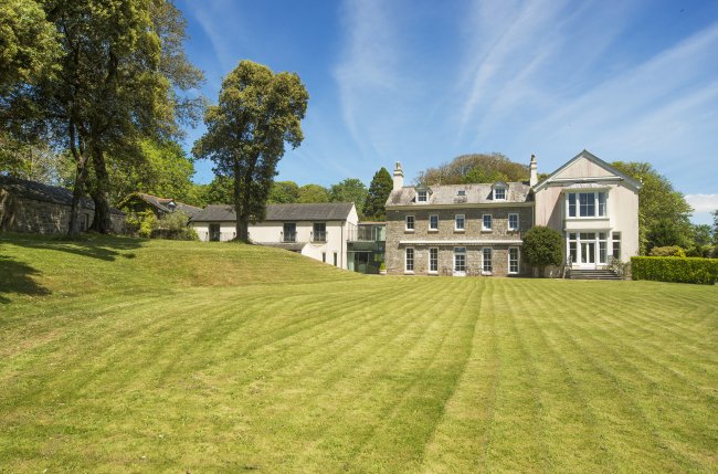 Nansloe Manor and Nansloe Lodge, Helston, Cornwall, TR13 0SB 7