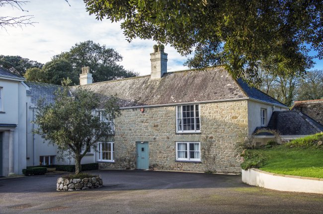Nansloe Manor and Nansloe Lodge, Helston, Cornwall, TR13 0SB 7