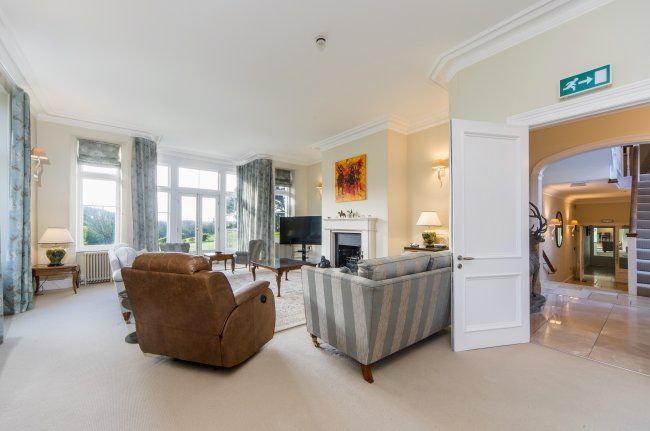 Nansloe Manor and Nansloe Lodge, Helston, Cornwall, TR13 0SB 7