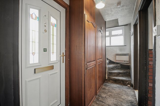 9 Combe View , Woodside Road, Chiddingfold, Surrey, GU8 4RB 4