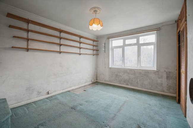 9 Combe View , Woodside Road, Chiddingfold, Surrey, GU8 4RB 4