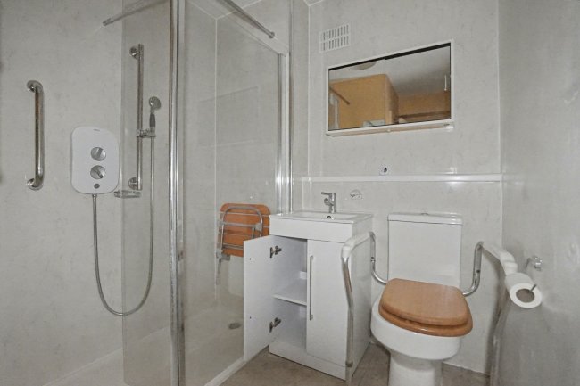 Flat 50 Elm Park House, Fulham Road, Chelsea, London SW10 9QD 8