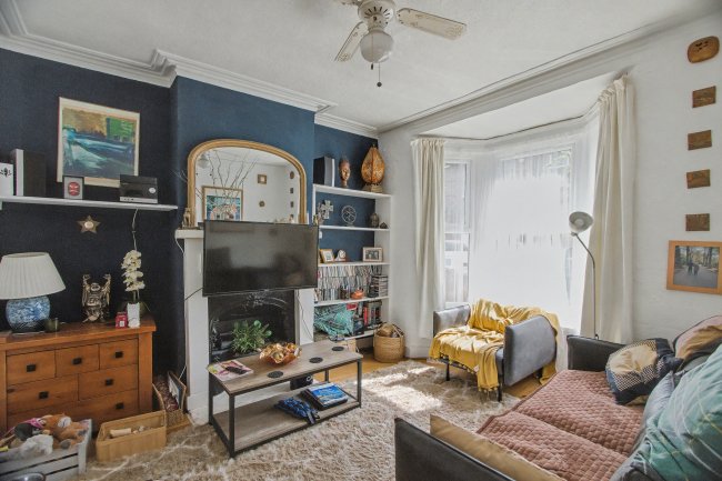 50 Shakespeare Road, Walthamstow, London E17 6AS 9