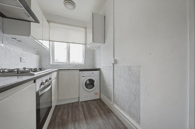 990 Uxbridge Road, Hayes, Greater London, UB4 0RL 9