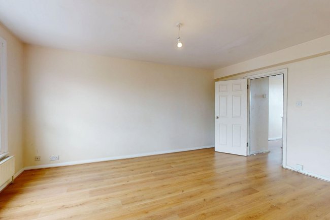 Flat E, 35 Belgrave Gardens, St Johns Wood, London, NW8 0RE 10