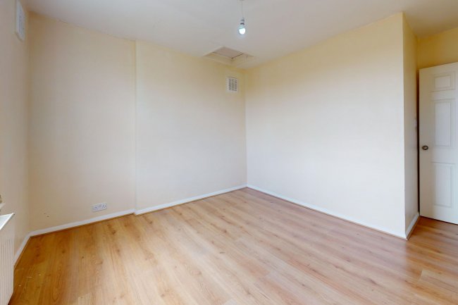 Flat E, 35 Belgrave Gardens, St Johns Wood, London, NW8 0RE 10