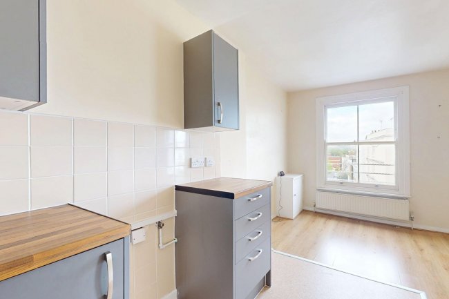 Flat E, 35 Belgrave Gardens, St Johns Wood, London, NW8 0RE 10