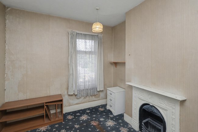 45 Mafeking Avenue, Ilford, IG2 7AP 7