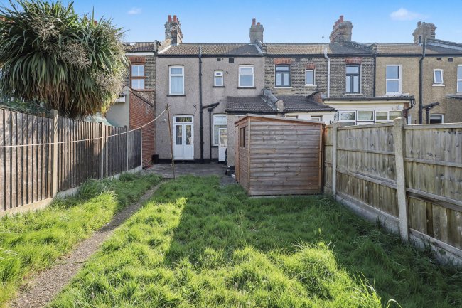 45 Mafeking Avenue, Ilford, IG2 7AP 7