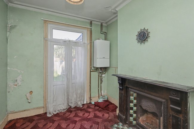 45 Mafeking Avenue, Ilford, IG2 7AP 7