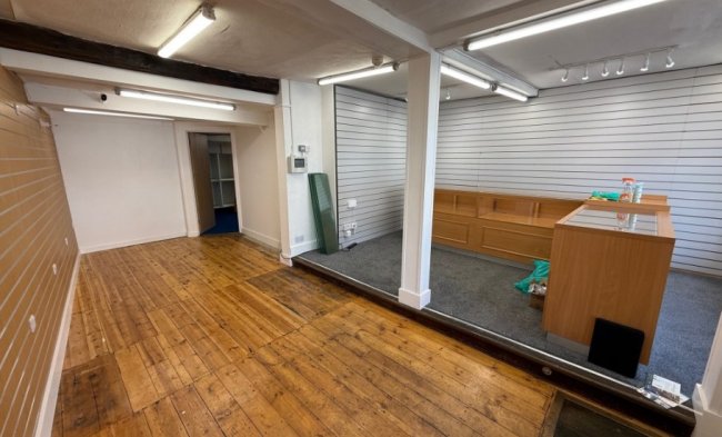 85/85A Newland Street, Witham, Essex, CM8 1AA 4