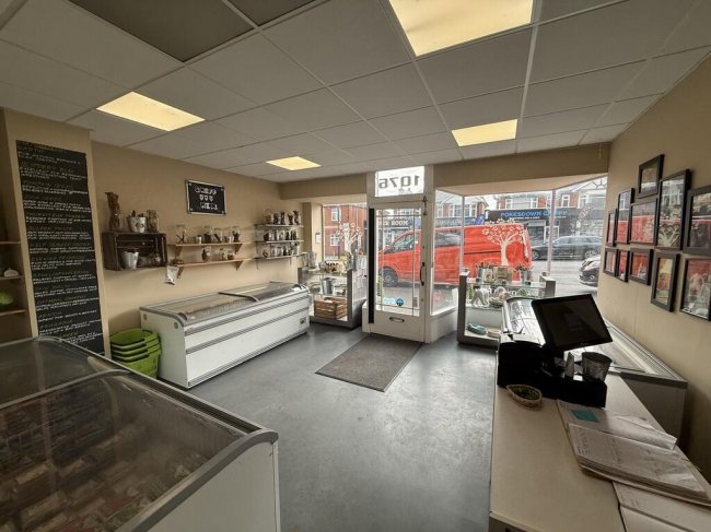 1076 Christchurch Road, Bournemouth, BH7 6DS 1