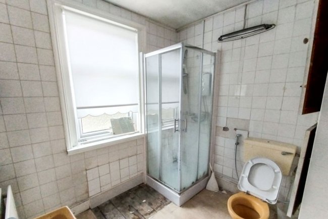 98 Victoria Road North, Southsea, Hampshire, PO5 1QE 8