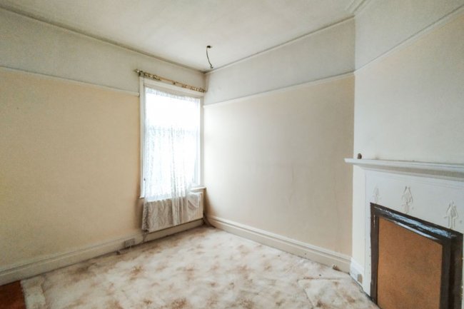 98 Victoria Road North, Southsea, Hampshire, PO5 1QE 8