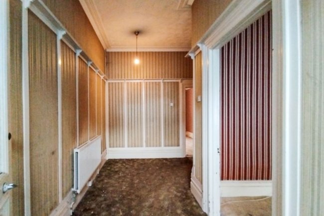 98 Victoria Road North, Southsea, Hampshire, PO5 1QE 8