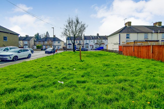Land adjacent to 56 Albany Road, Enfield EN3 5UF 7