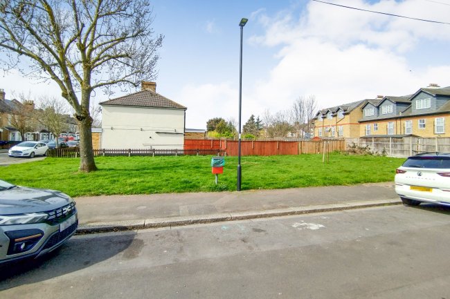 Land adjacent to 56 Albany Road, Enfield EN3 5UF 7