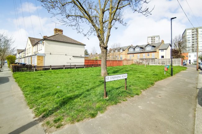 Land adjacent to 56 Albany Road, Enfield EN3 5UF 7