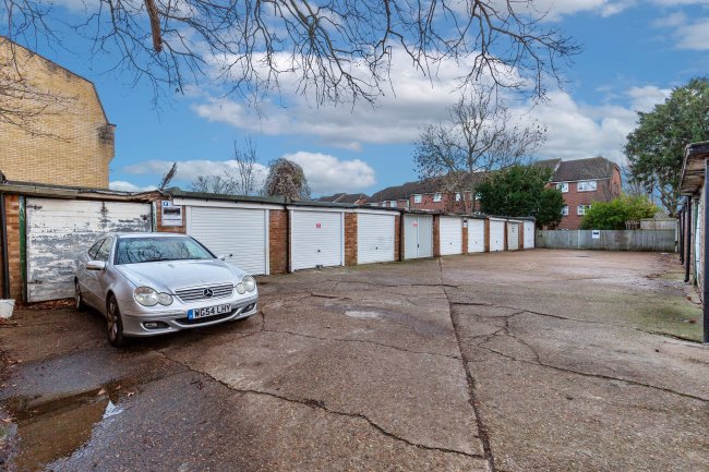 Dilhorne Close, Baring Road, London, SE12 0DA 3