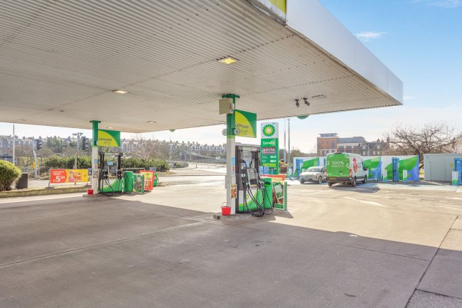 Petrol Filling Station, North Esplanade West, Aberdeen, AB11 5RN 2