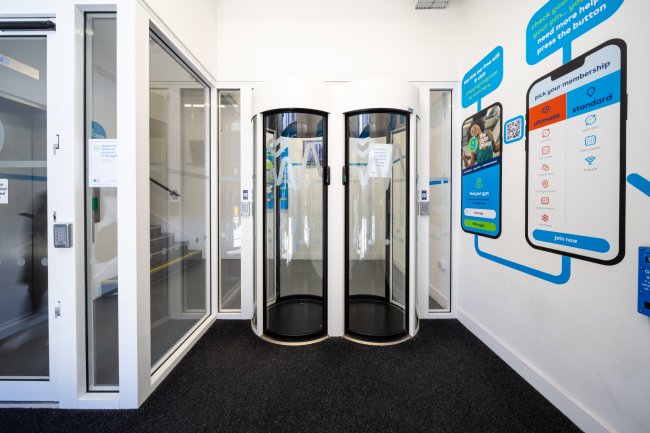 1 & 2 Vine Street & 60 Vine Street, Uxbridge, UB8 1QE 1