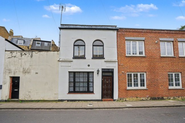 5 New Park Road, Brixton, London SW2 4DU 7