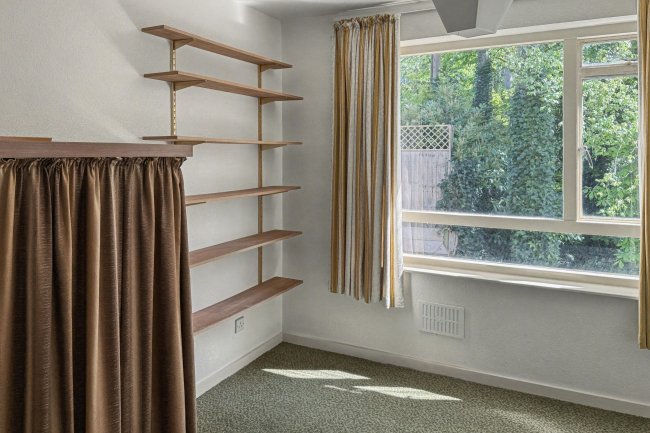 Flat 28 Lloyd Square, 16 Niall Close, Birmingham, West Midlands, B15 3LX 5