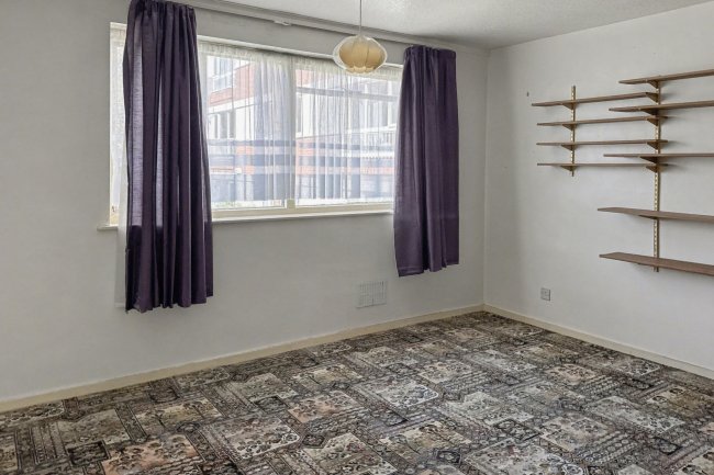 Flat 28 Lloyd Square, 16 Niall Close, Birmingham, West Midlands, B15 3LX 5