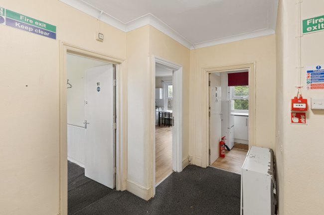 16 Palace Road, Streatham Hill, London, SW2 3NG 2
