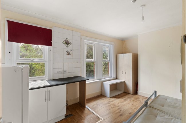 16 Palace Road, Streatham Hill, London, SW2 3NG 2