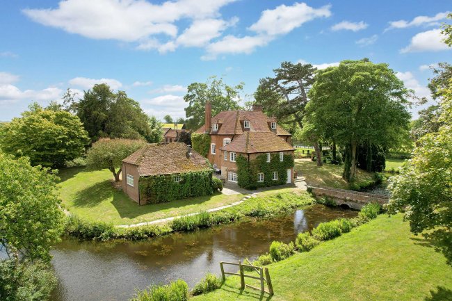 Copcourt Manor, Tetsworth, Oxfordshire, OX9 7DE 2