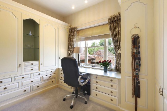 Copcourt Manor, Tetsworth, Oxfordshire, OX9 7DE 2