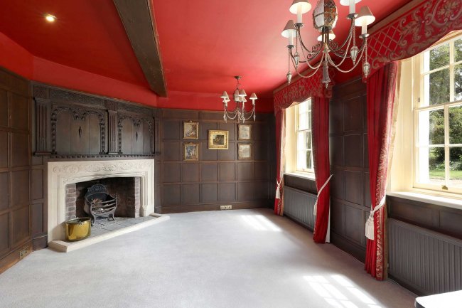 Copcourt Manor, Tetsworth, Oxfordshire, OX9 7DE 2