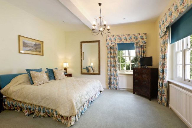 Copcourt Manor, Tetsworth, Oxfordshire, OX9 7DE 2