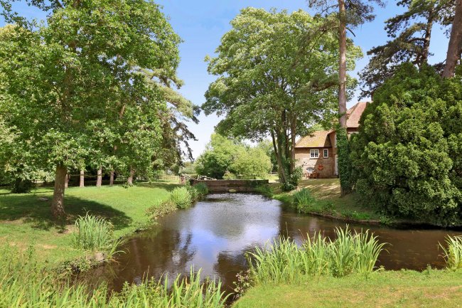 Copcourt Manor, Tetsworth, Oxfordshire, OX9 7DE 2