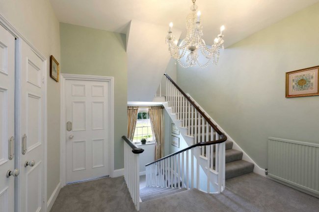 Copcourt Manor, Tetsworth, Oxfordshire, OX9 7DE 2