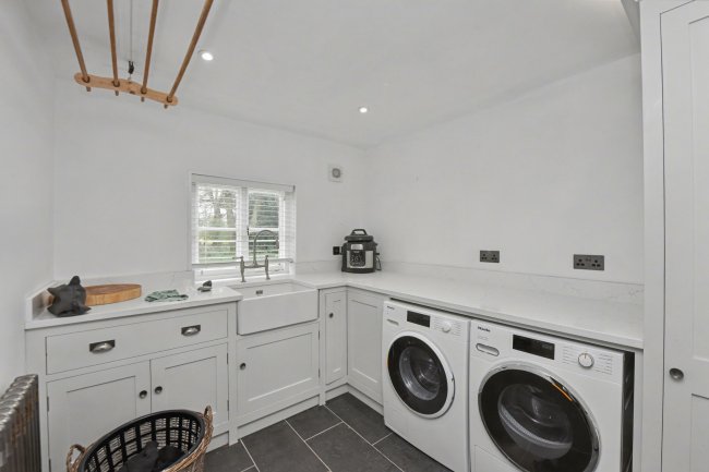 High House Farm, Caters Road, Bredfield, Woodbridge, Suffolk IP13 6BQ 3