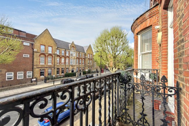 First Floor Flat, 160 Elgin Avenue, London W9 2NT 1