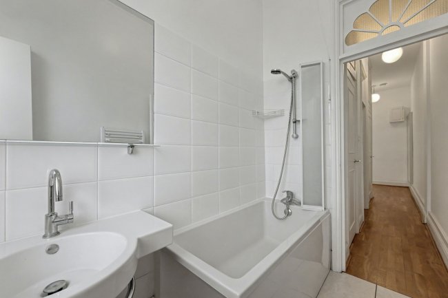 First Floor Flat, 160 Elgin Avenue, London W9 2NT 1