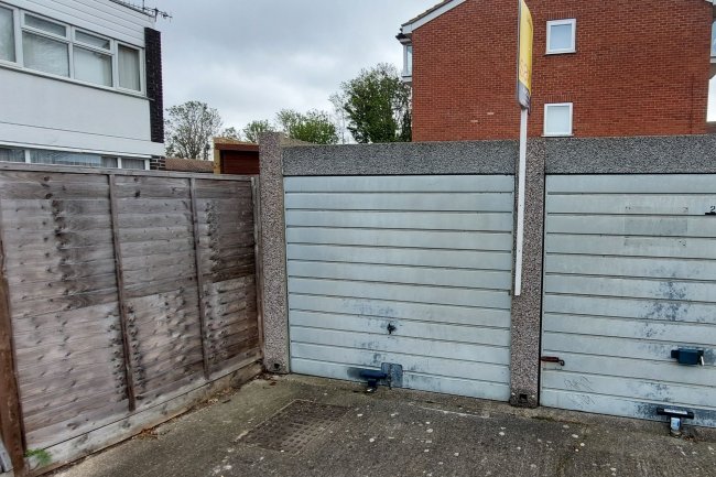 Garage 21, Upper Park Road, Belvedere, Kent, DA17 6HA 10