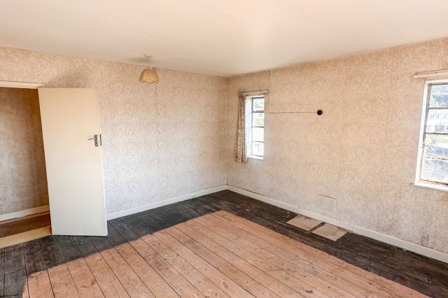 1 The Glen, Challow Drive, Weston-super-Mare, BS22 9RN 3