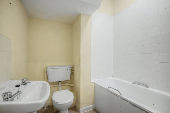 Flat B, 224 Randolph Avenue, London W9 1PF 8