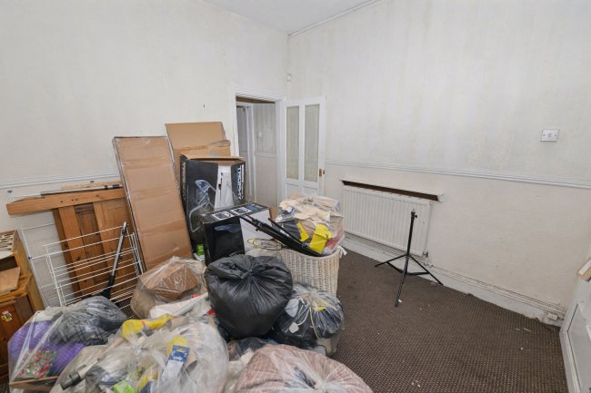 254 Wolverhampton Road, Walsall, WS2 8RQ 2